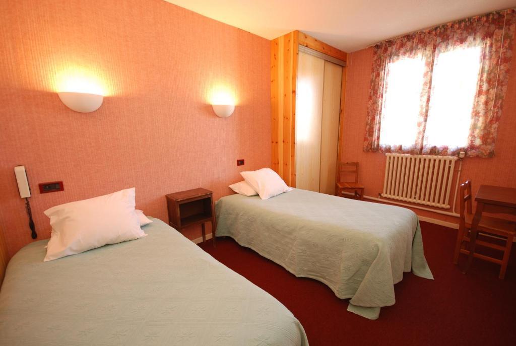 Auberge Du Rochasson Risoul Quarto foto